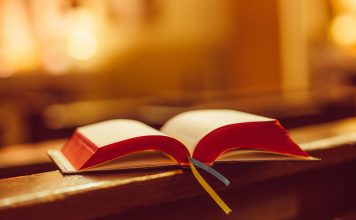 Biblia po śląsku – rarytas w domowych biblioteczkach